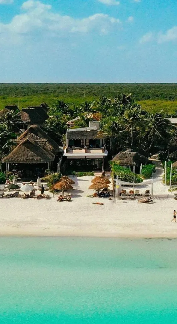 Chillaxing Beach Front House Villa Tulum 0*,  Mexico